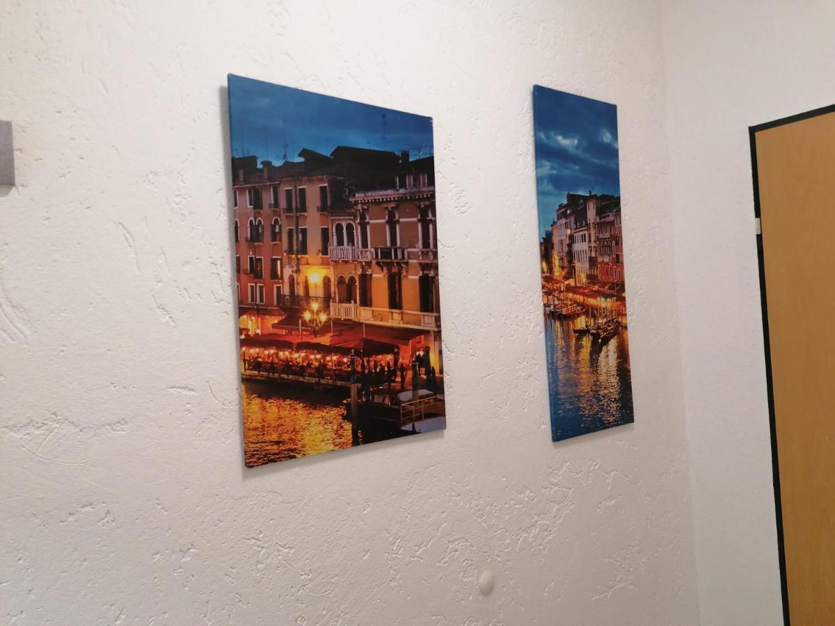 Mk Hostel BRE Екстериор снимка